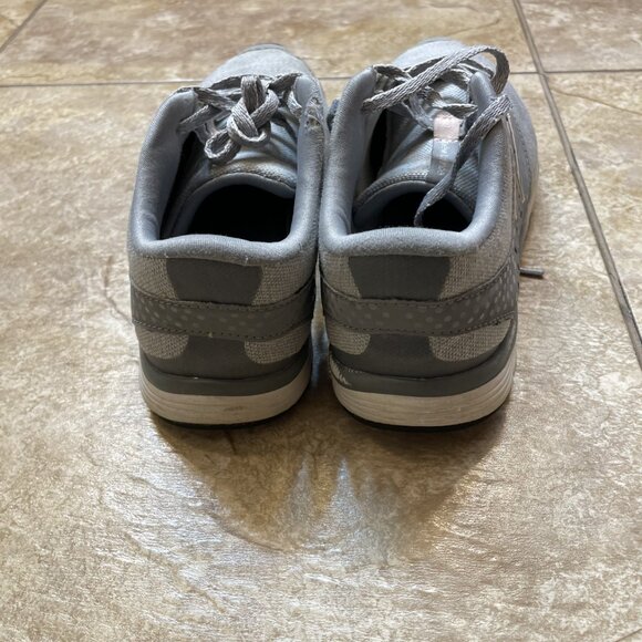 New Balance Running Shoes Memory Sole Gray Pink Womens Size 7 WX577HG4 Comfort - Picture 5 of 10